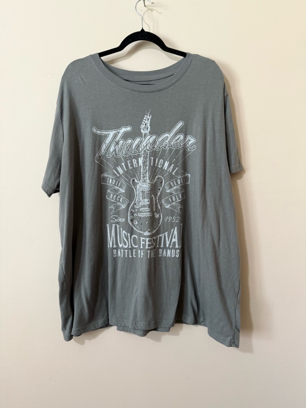 Maurices Gray Thunder Music Festival Graphic Tee. PTP 29.